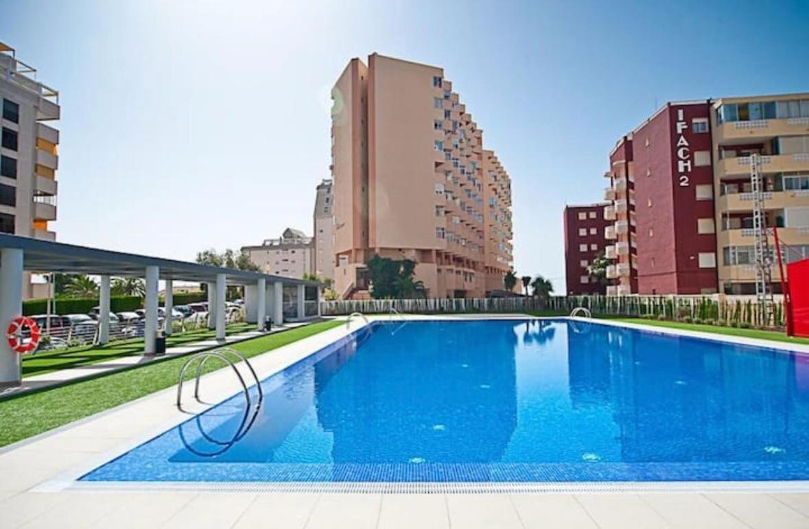 Air Wifi Pool Views